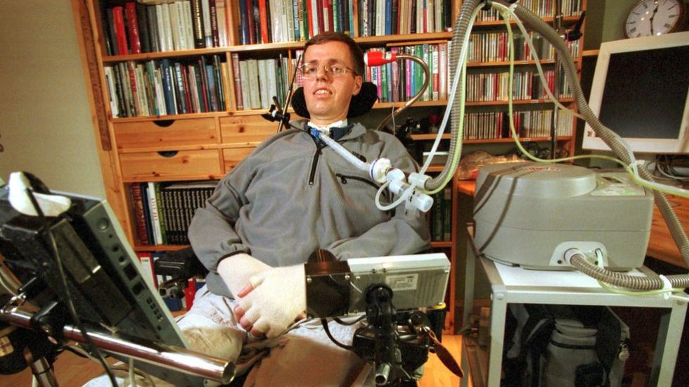 Per Villand, reclined at home with a ventilator, in front of a computer he controlled with his eyes